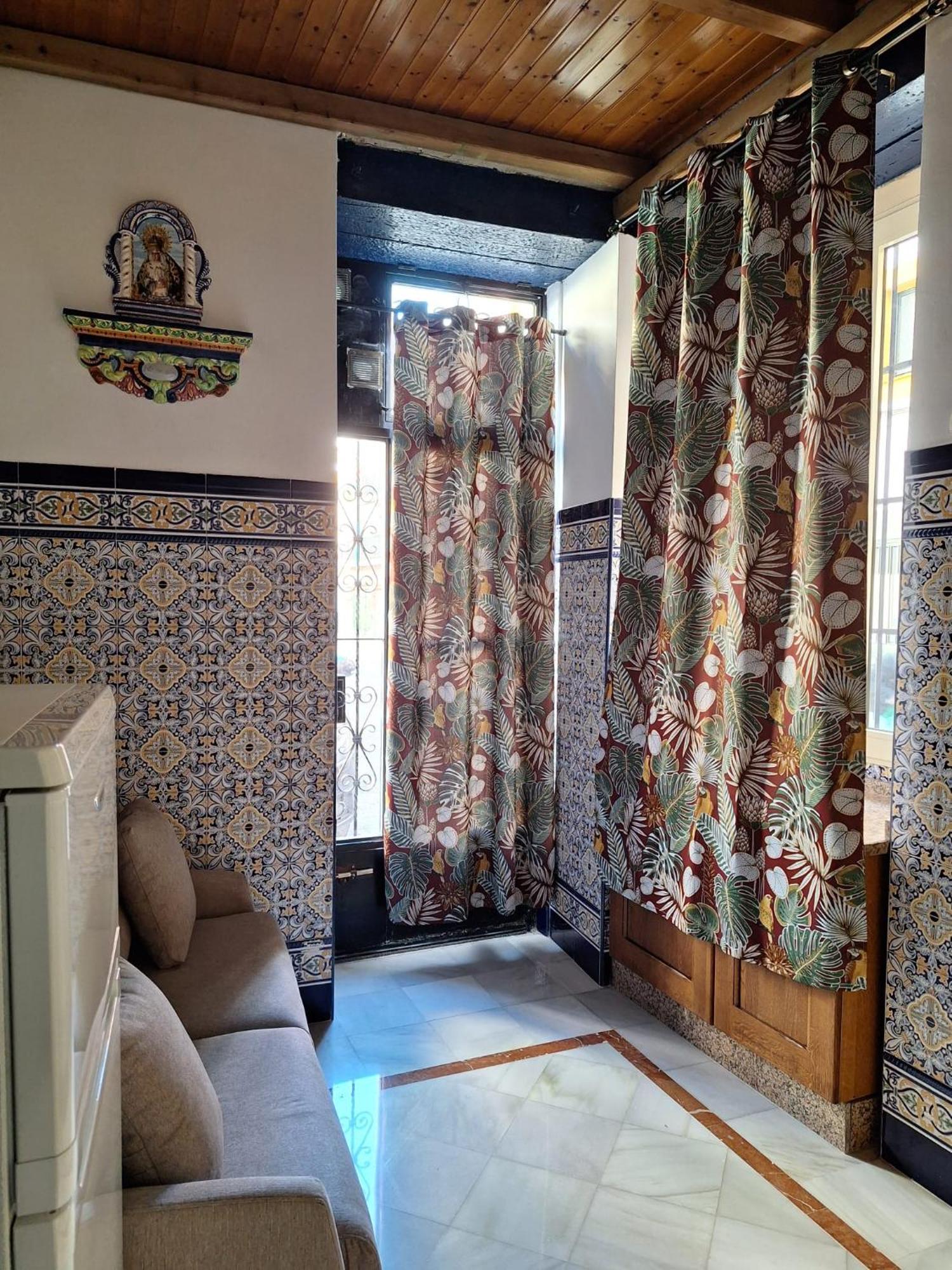 Apartamento Plaza San Roman Севілья Екстер'єр фото